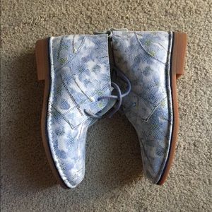 Hush Puppies Women’s suede blue ankle boots.